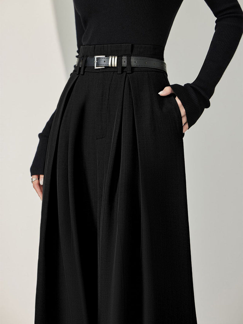 Beautifully Crafted Pants in a Classic Style