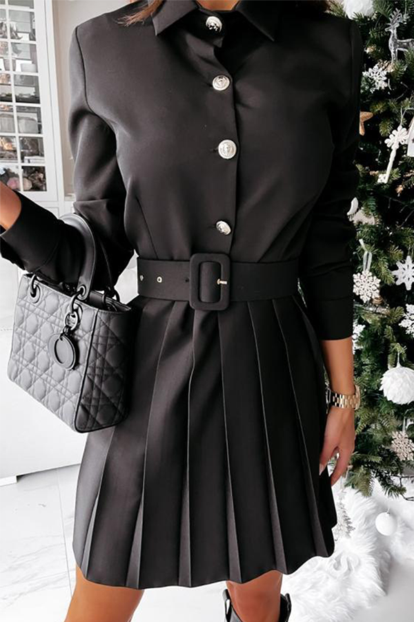 Polished Dress with an Effortless Classic Look