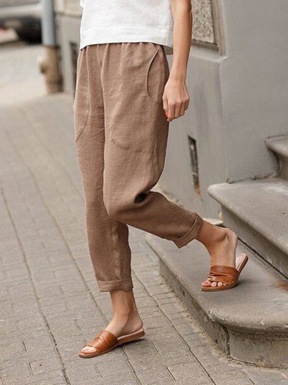 Classic Vintage Pants with a Flattering Fit