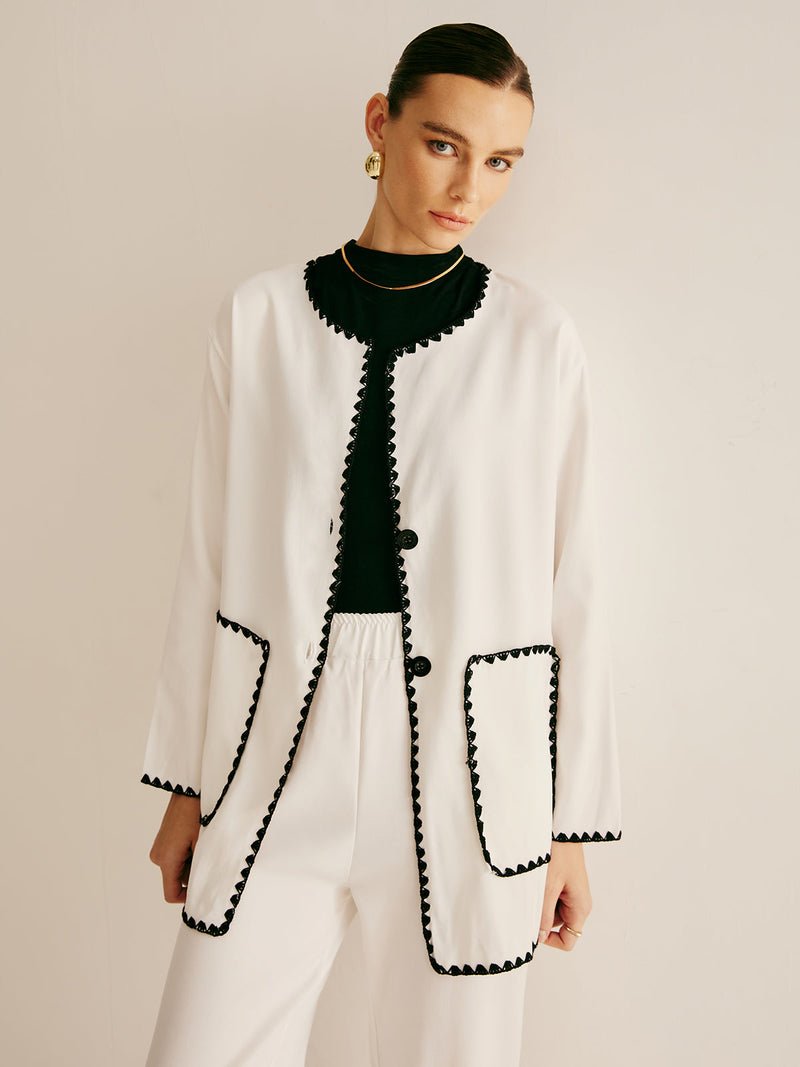 Elegantly Styled Pants for Everyday Wear