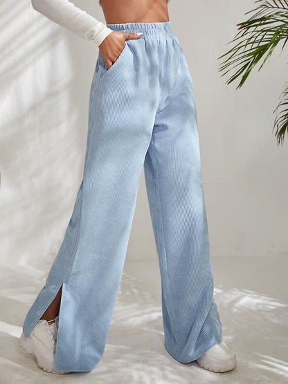 Classic Vintage Pants with a Flattering Fit