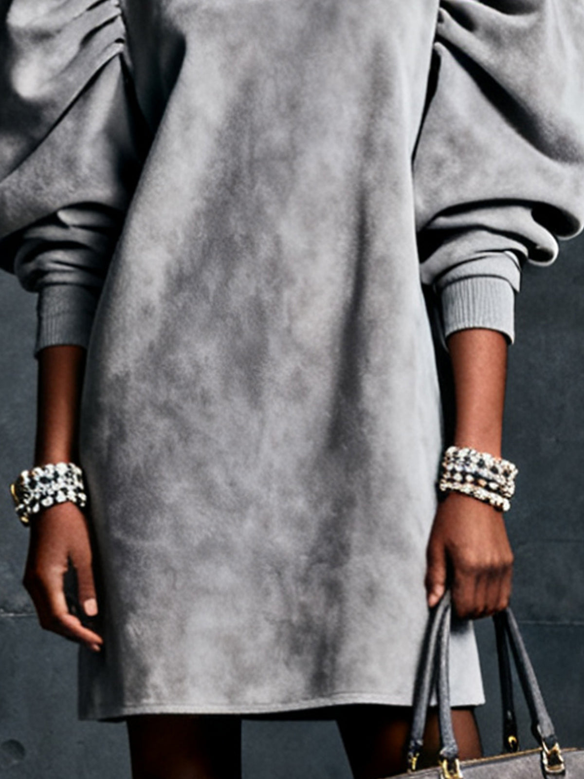 Effortlessly Elegant Dress with a Timeless Design