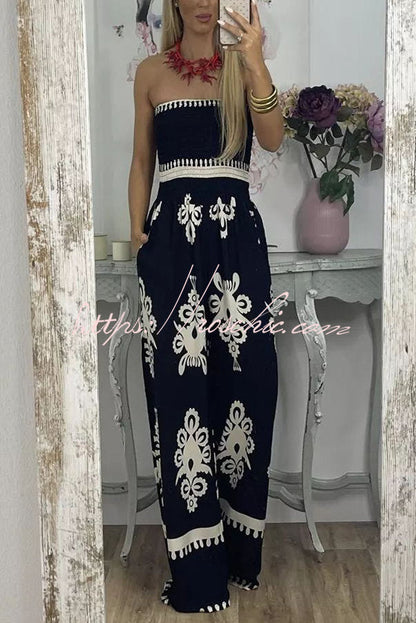 Gracefully Styled Garment for Any Occasion