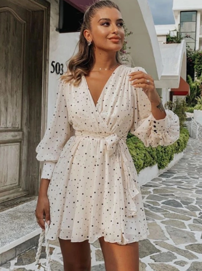Classic Vintage & Enduringly Stylish Dress