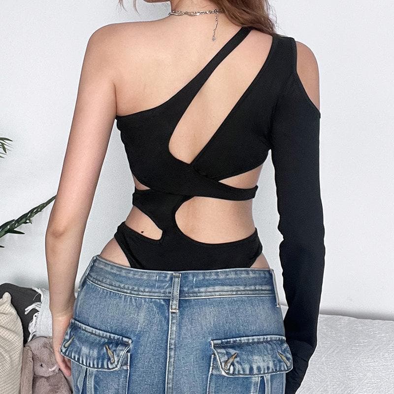 Beautifully Finished Garment in a Timeless Design