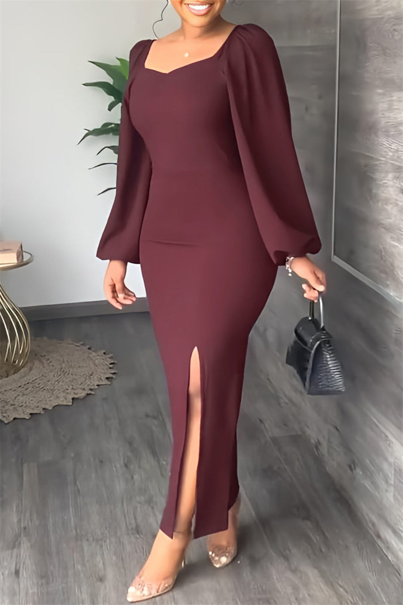 Well Tailored Dress with a Graceful Silhouette