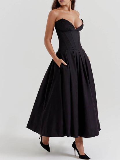 A Vintage Style Dress with Delicate Timeless Details