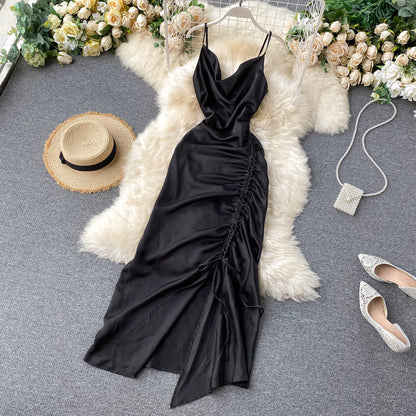 Effortlessly Elegant Dress with a Timeless Design