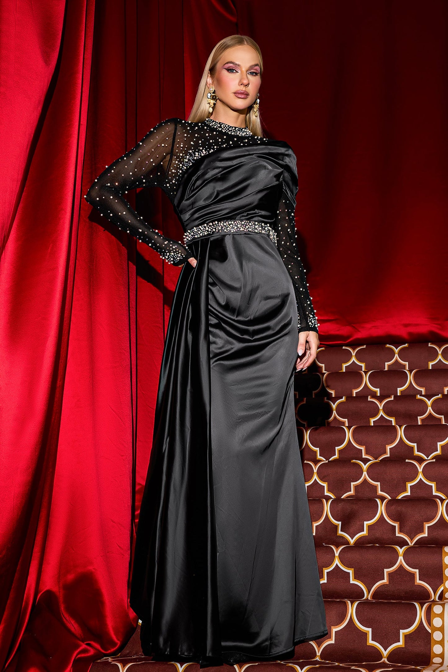 Classic Vintage & Enduringly Stylish Dress