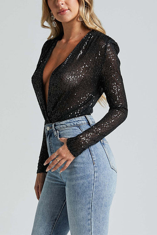 Well Tailored Garment with a Graceful Silhouette