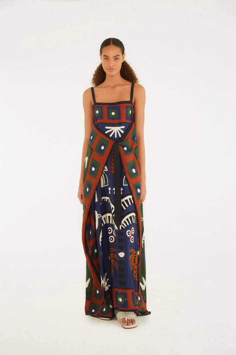 Gracefully Styled Dress for Any Occasion