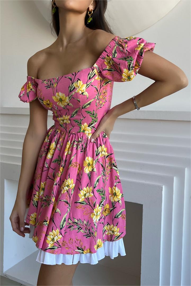 Elegantly Styled Dress for Everyday Wear