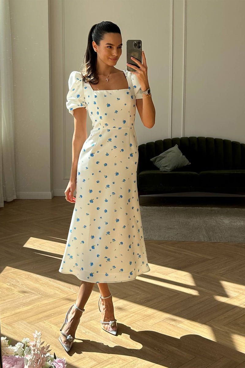 A Vintage Style Dress with Delicate Timeless Details