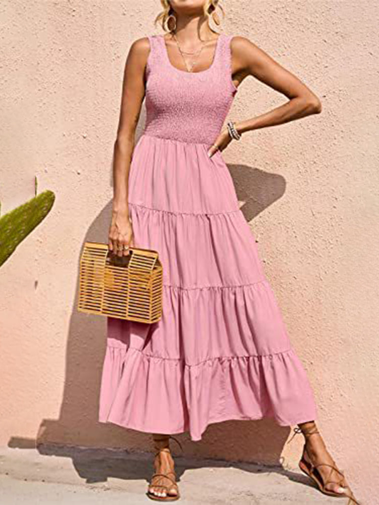 Well Tailored Dress with a Graceful Silhouette