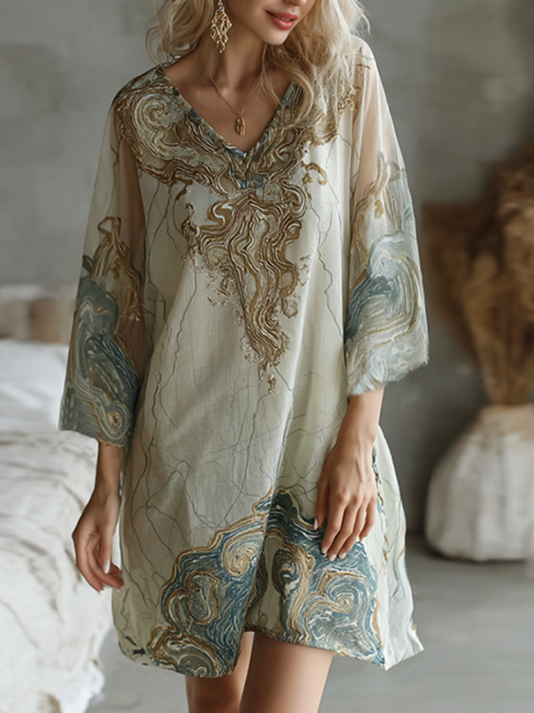Beautifully Finished Dress in a Timeless Design