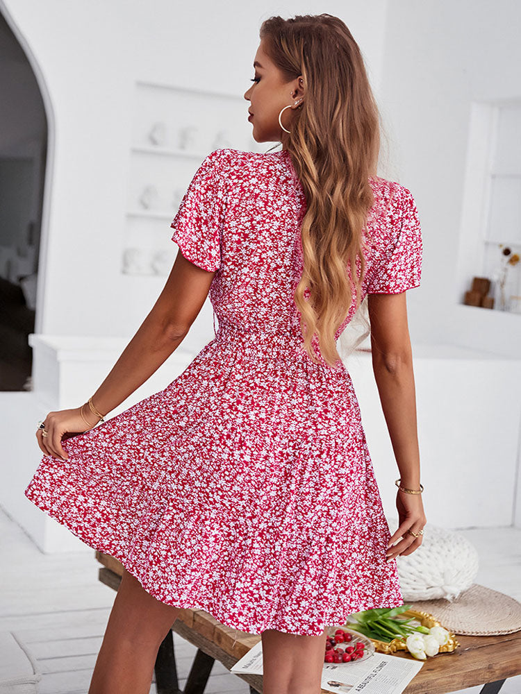 Gracefully Styled Dress for Any Occasion