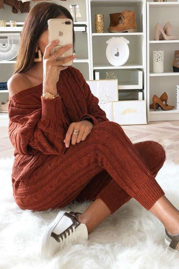 Gracefully Styled Sweater for Any Occasion