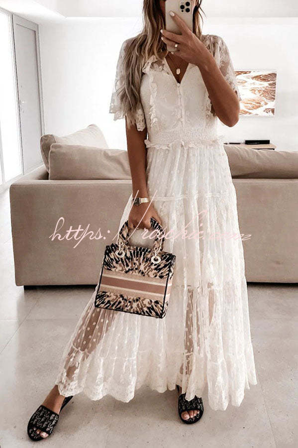 Beautifully Crafted Dress in a Classic Style