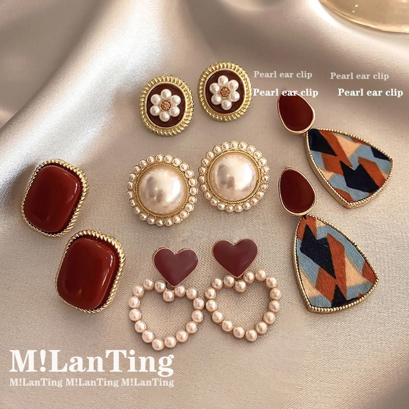 Romantic Pearl Earring for Special Moments