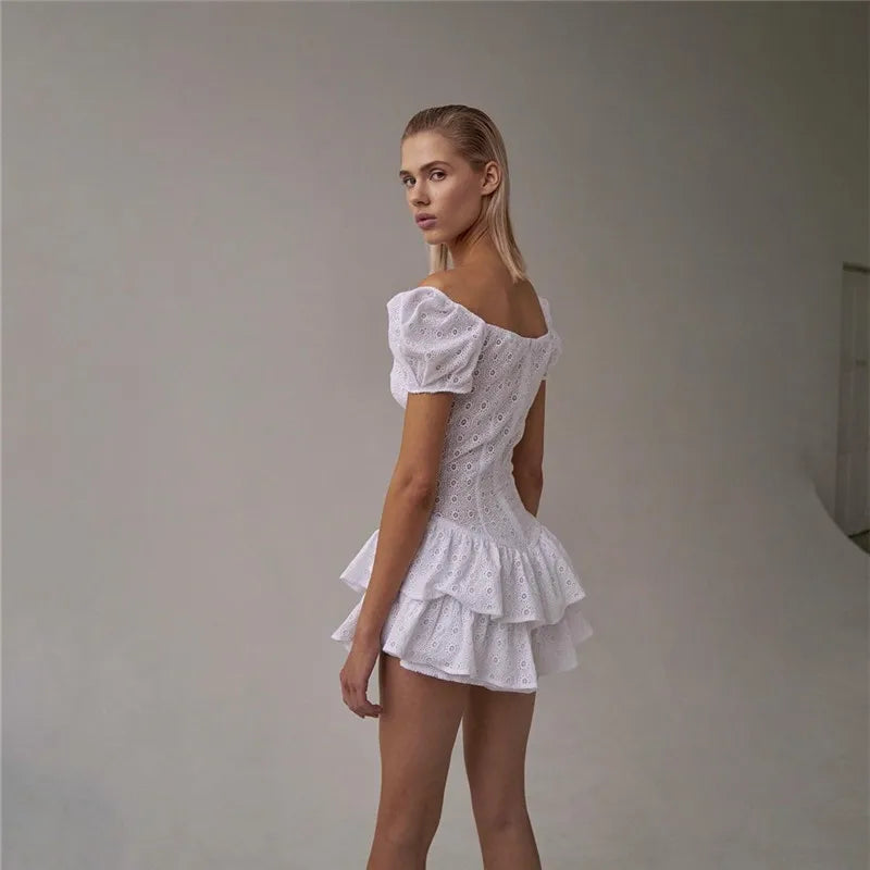 Beautifully Crafted Dress in a Classic Style