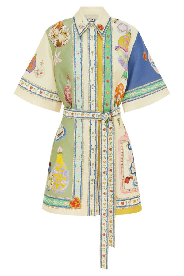 Classic Vintage Dress with a Flattering Fit