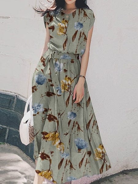 A Vintage Style Dress with Delicate Timeless Details