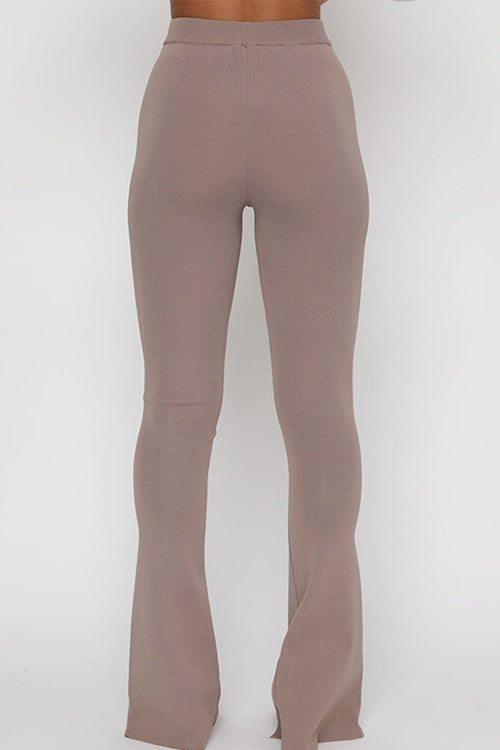 Sophisticated Pants with a Clean Classic Look