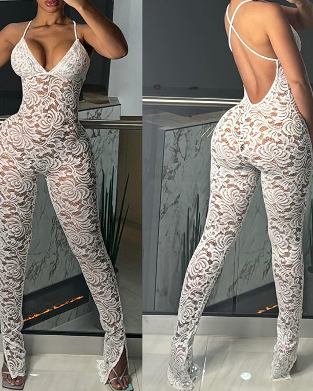 Effortlessly Elegant Garment with a Timeless Design