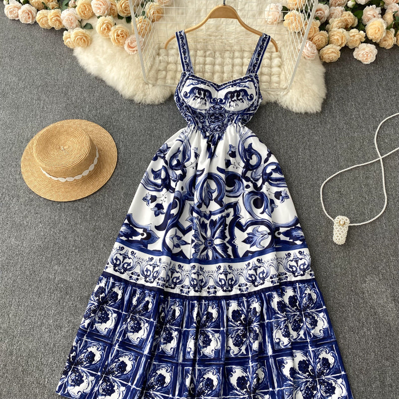 Beautifully Crafted Dress in a Classic Style