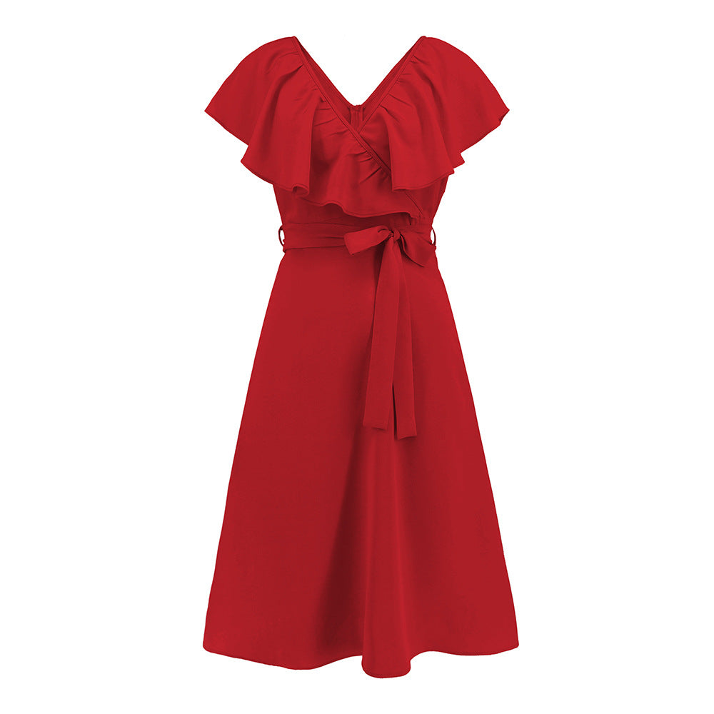 Well Tailored Dress with a Graceful Silhouette