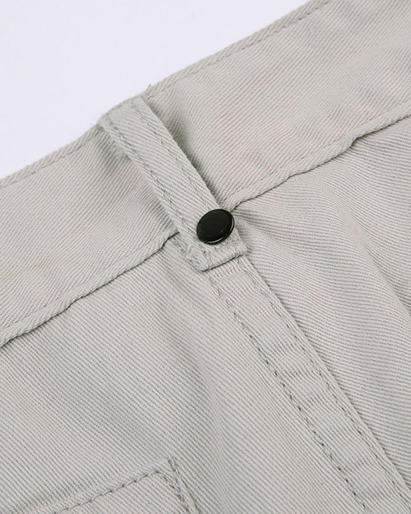 Well Tailored Pants with a Graceful Silhouette