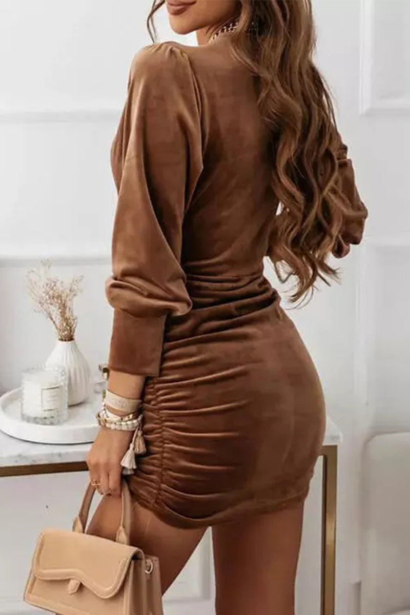Gracefully Styled Dress for Any Occasion
