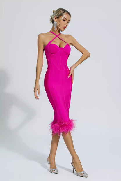 Beautifully Finished Dress in a Timeless Design