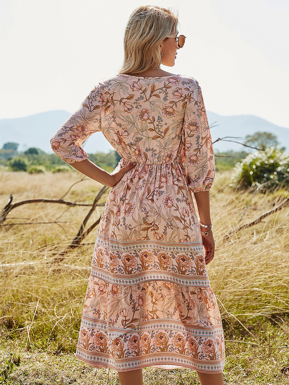 Classic Vintage & Enduringly Stylish Dress
