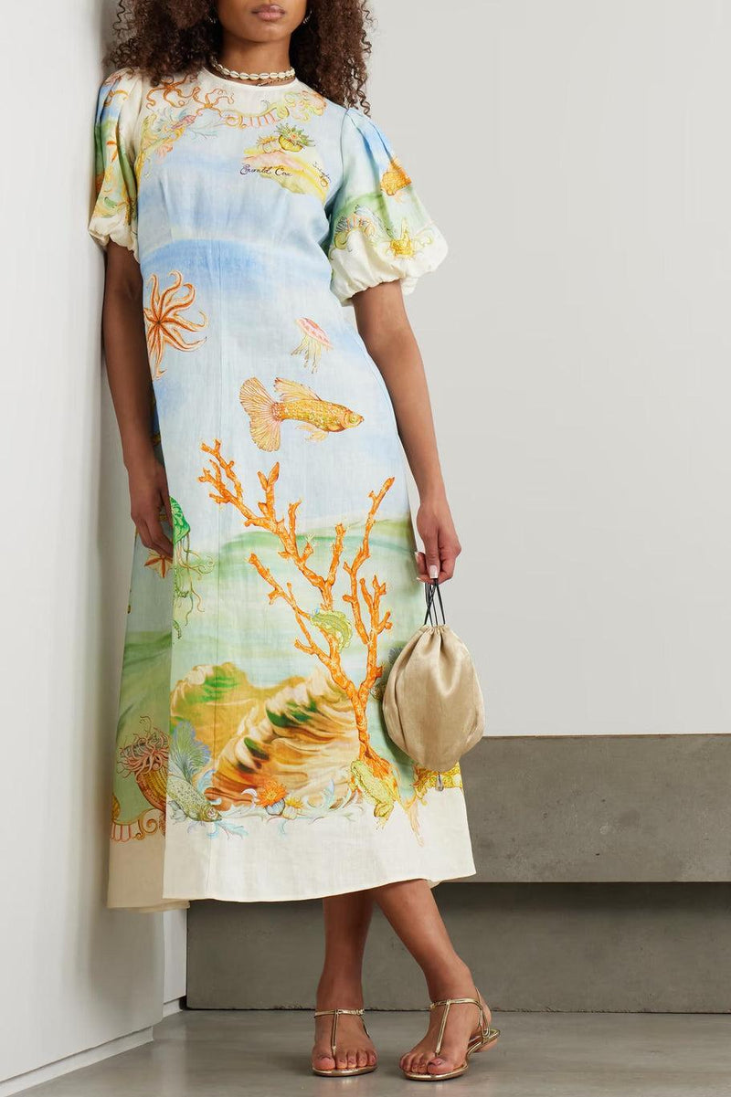 Effortlessly Elegant Dress with a Timeless Design