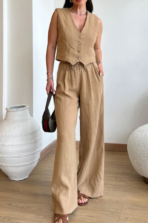 Beautifully Finished Pants in a Timeless Design