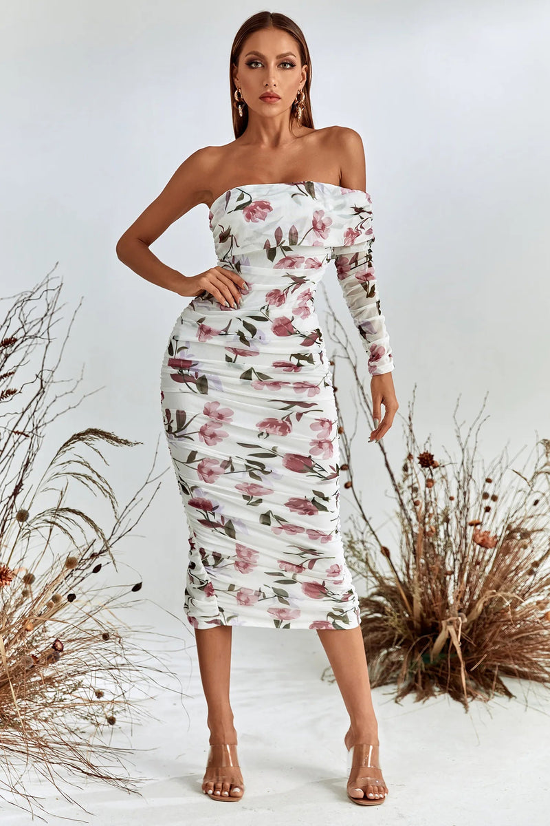 A Vintage Style Dress with Delicate Timeless Details