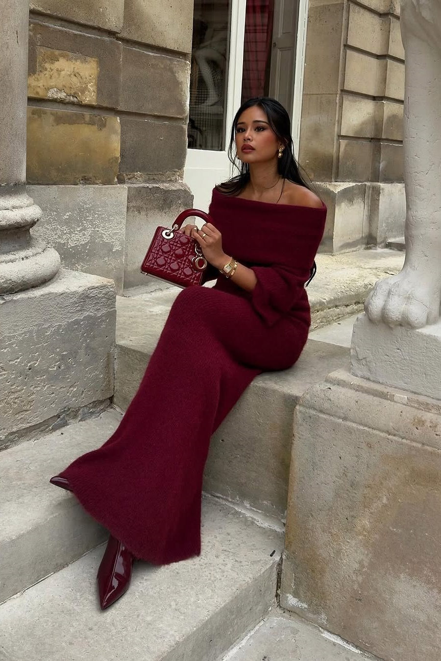 Classic Vintage Dress with a Flattering Fit