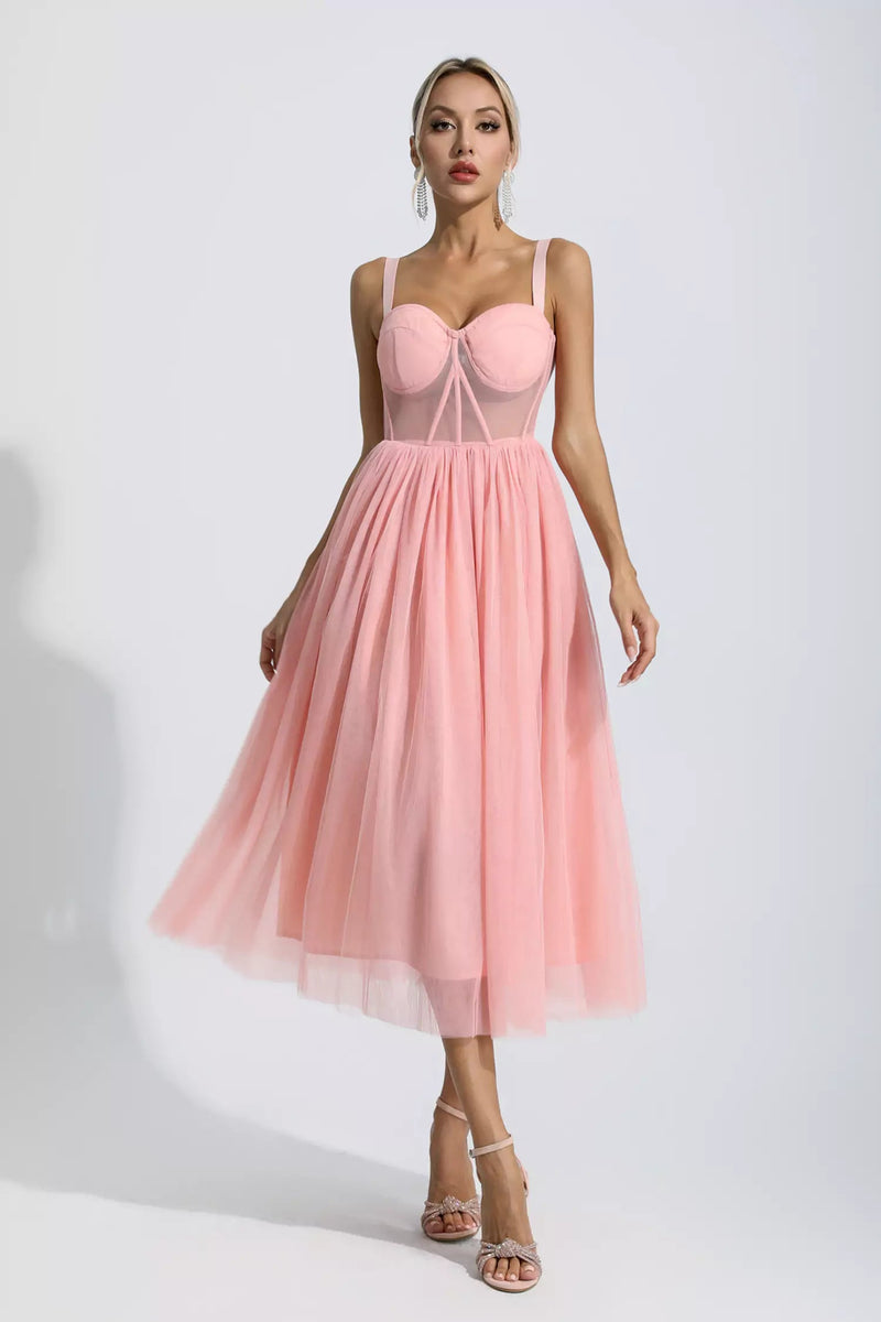 Polished Dress with an Effortless Classic Look