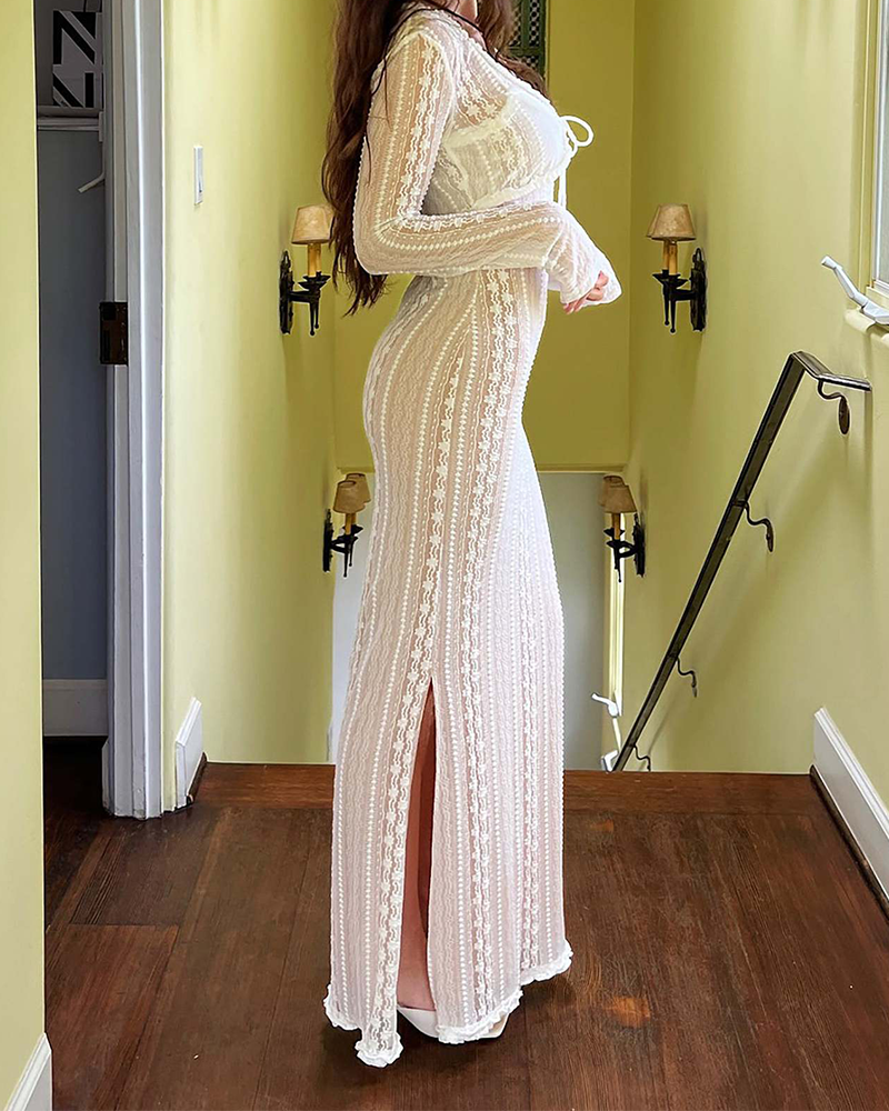 Beautifully Crafted Dress in a Classic Style