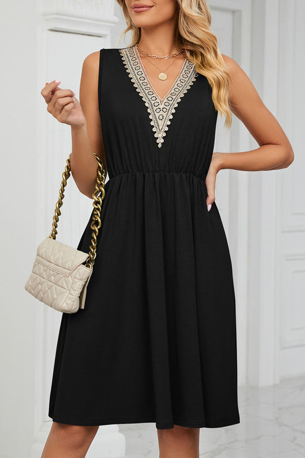 Sophisticated Dress with a Clean Classic Look