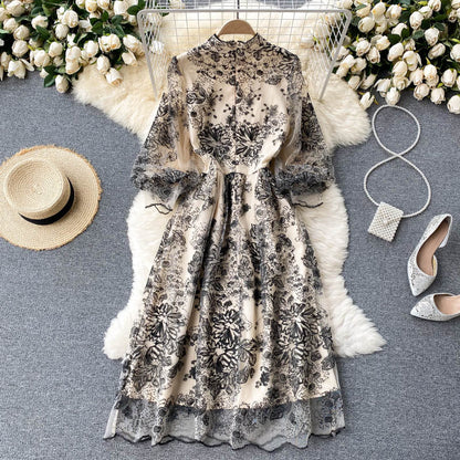 Classic Vintage Dress with a Flattering Fit