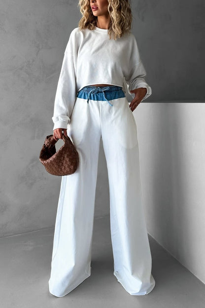 Well Tailored Pullover with a Graceful Silhouette