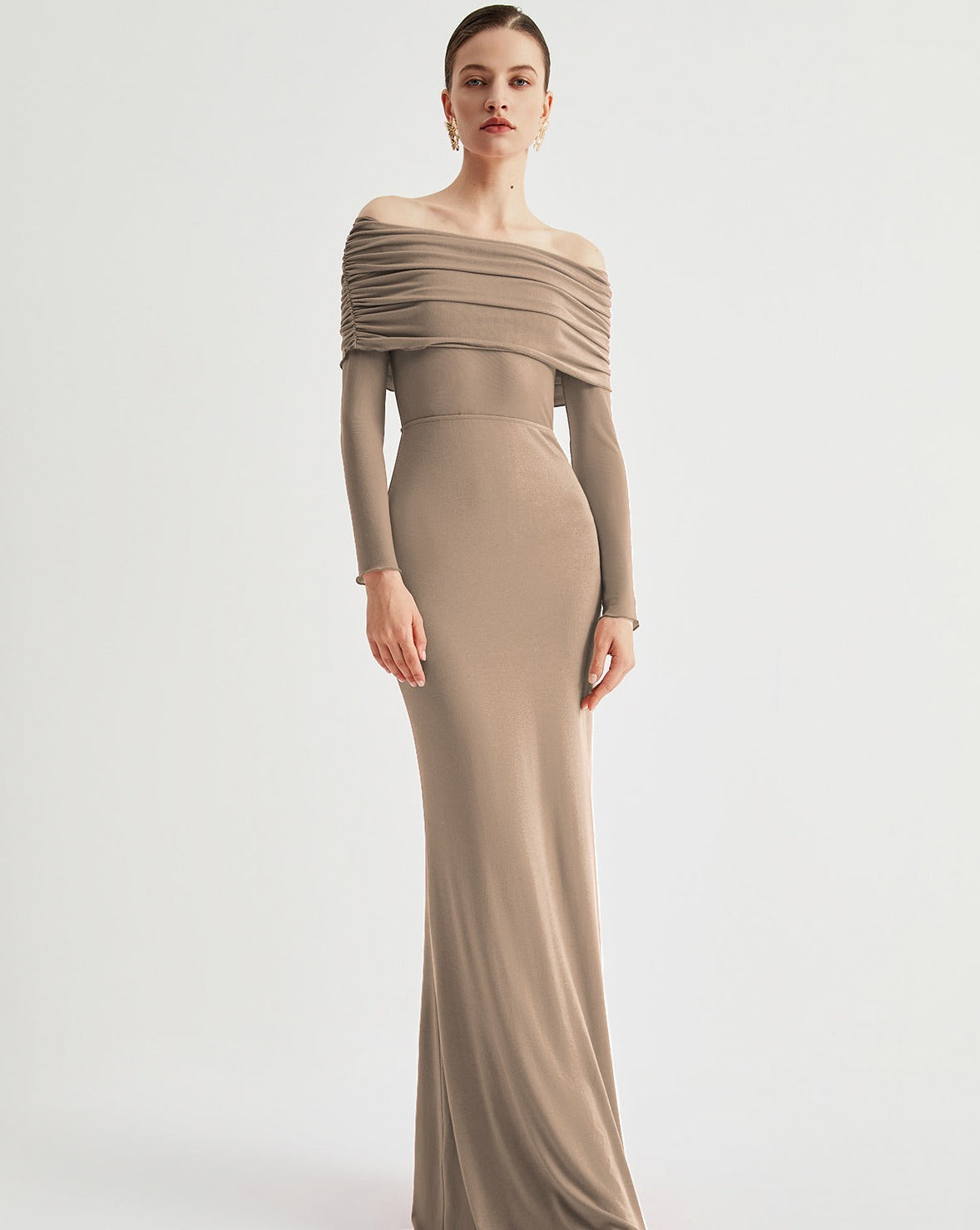 Sophisticated Dress with a Clean Classic Look