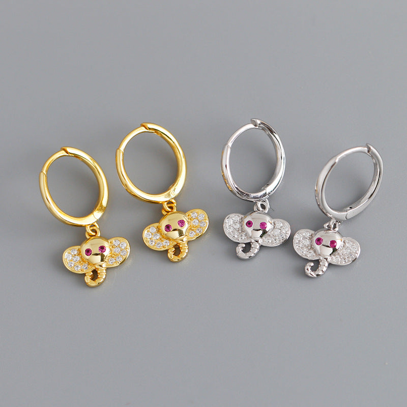 Stunning Gold Earring for Daily Wear