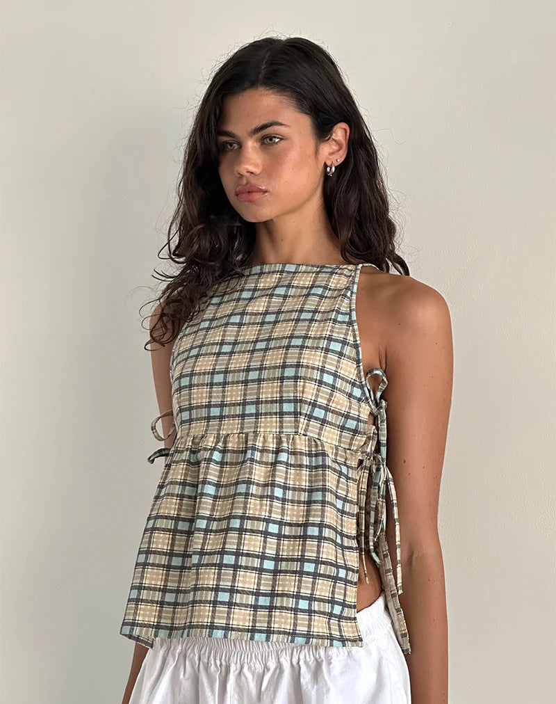 Classic Vintage Top with a Flattering Fit