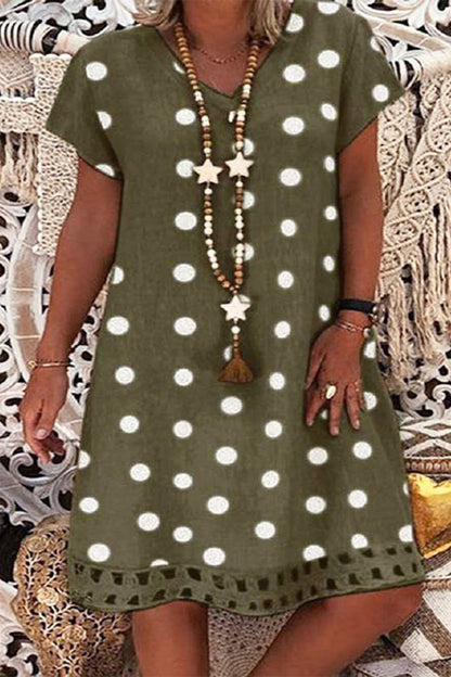 Gracefully Styled Dress for Any Occasion