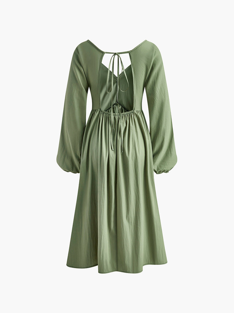 Classic Vintage Dress with a Flattering Fit