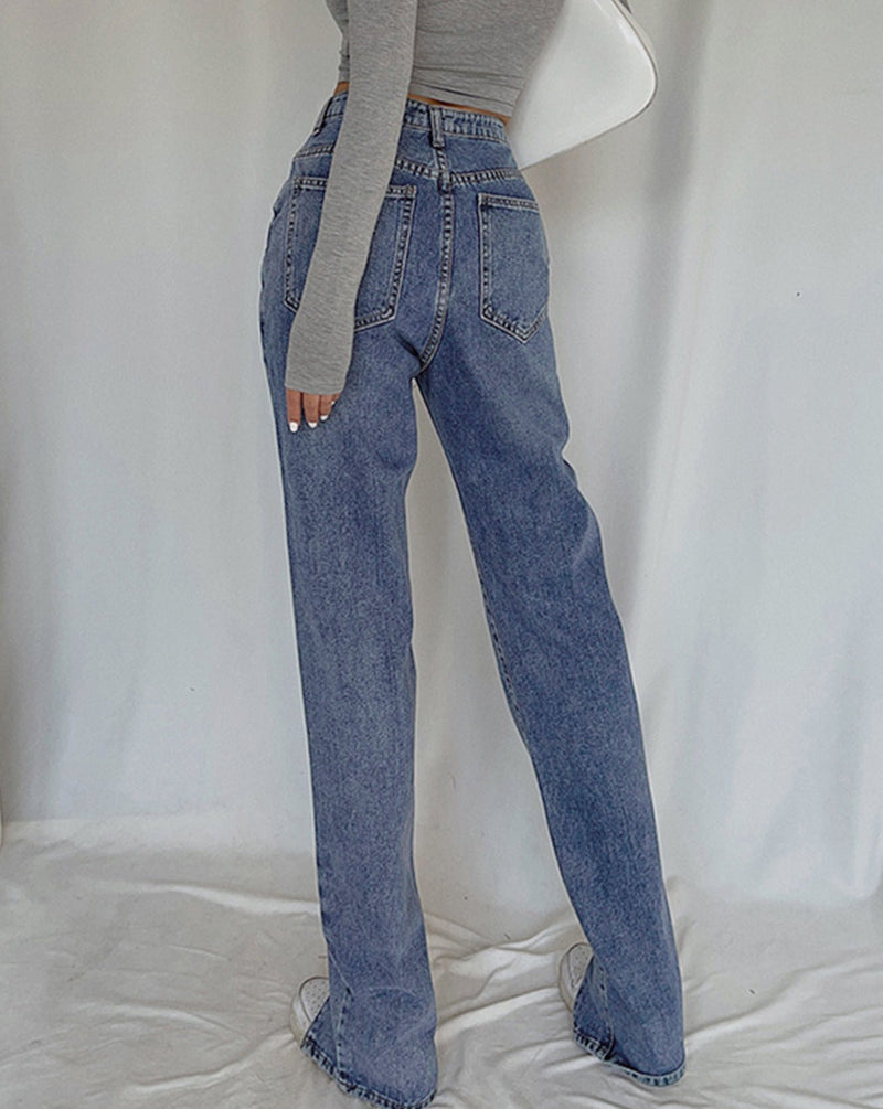 Well Tailored Garment with a Graceful Silhouette