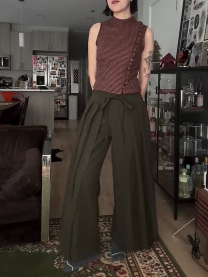 Beautifully Finished Pants in a Timeless Design